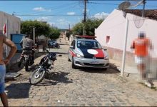 Photo of Tentativa de homicídio: dono de bar é vítima de golpes de facão em Diamante