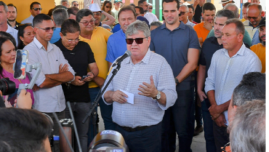 Photo of João Azevêdo inaugura e inspeciona obras no valor de R$ 83,3 milhões em Livramento e São José dos Cordeiros