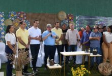 Photo of ASSISTA: João Azevêdo e o prefeito Vicente Neto inaugura  e inspeciona obras de infraestrutura rodoviária em  Serra Grande