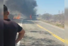 Photo of Caminhão carregado de fragos pega fogo em rodovia entre Pedra Branca e Itaporanga