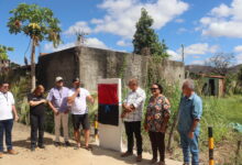 Photo of ASSISTA: Prefeito Divaldo Dantas entrega cinco passagem molhadas na zona rural de Itaporanga