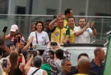 Photo of Bolsonaro chama Moraes de ditador e diz que vai ‘desafiar o sistema’ na avenida Paulista