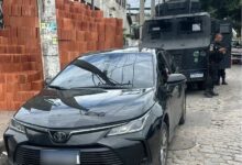 Photo of Carro de secretário de ministro é roubado no Rio