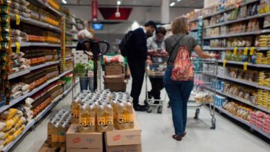 Photo of Inflação fica maior para os mais pobres com pressão de alimentos